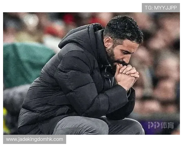 阿莫林回应球迷:我们每一场比赛都必须全力争胜 阿莫林回应球迷:我们每一场比赛都必须全力争胜